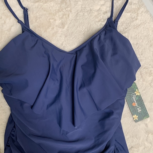 One piece Tummy control swimsuit, dusty blue size L. NWT - Picture 3 of 3